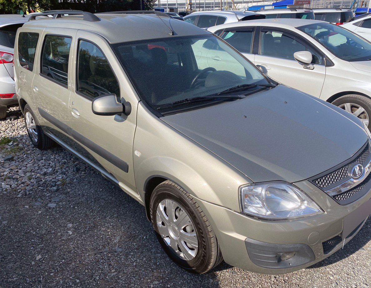 Прокат Lada Largus в Астрахани без водителя - 2050 в день