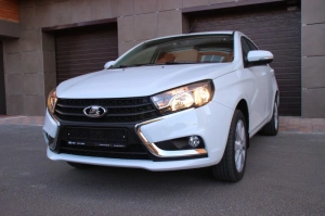 Lada Vesta